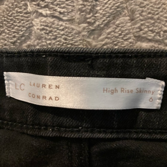 Lauren Conrad high waisted button-fly skinny jeans, size 6 - Picture 3 of 3